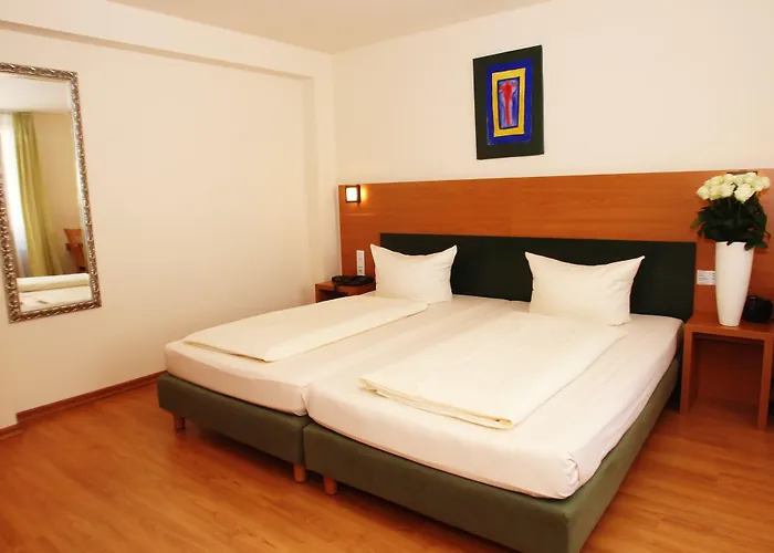 Memphis Hotel