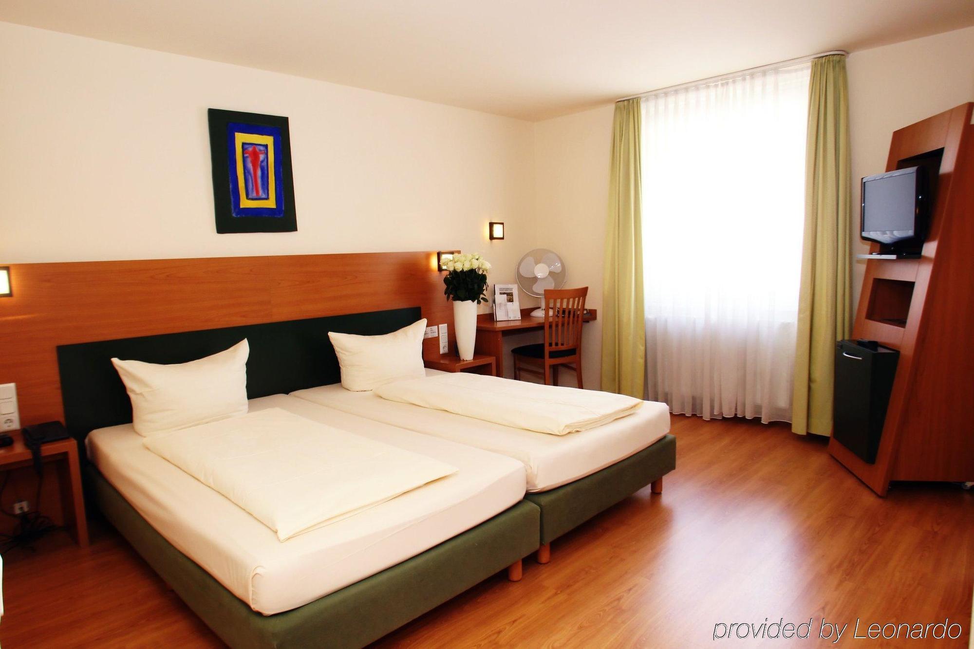 Memphis Hotel 4*